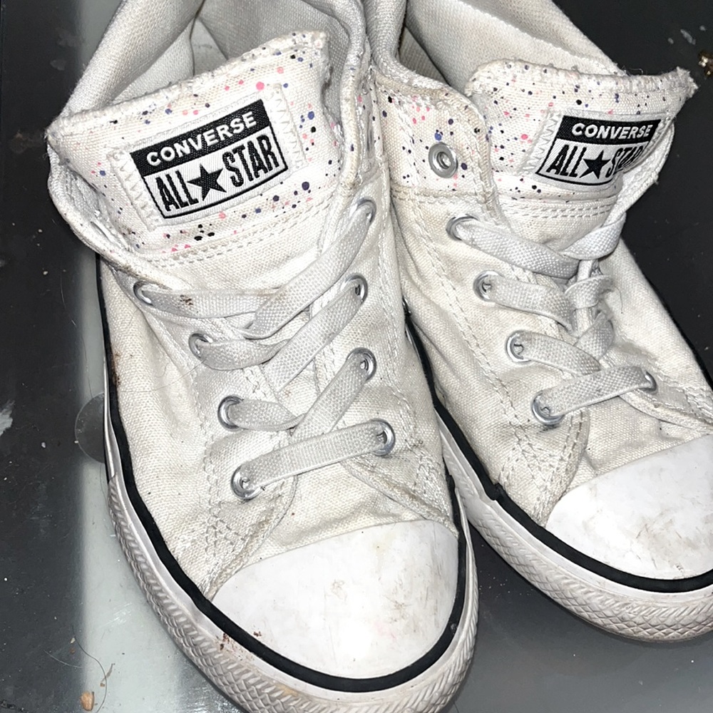 💥‼️SALE‼️💥White converse with pink and black splatters